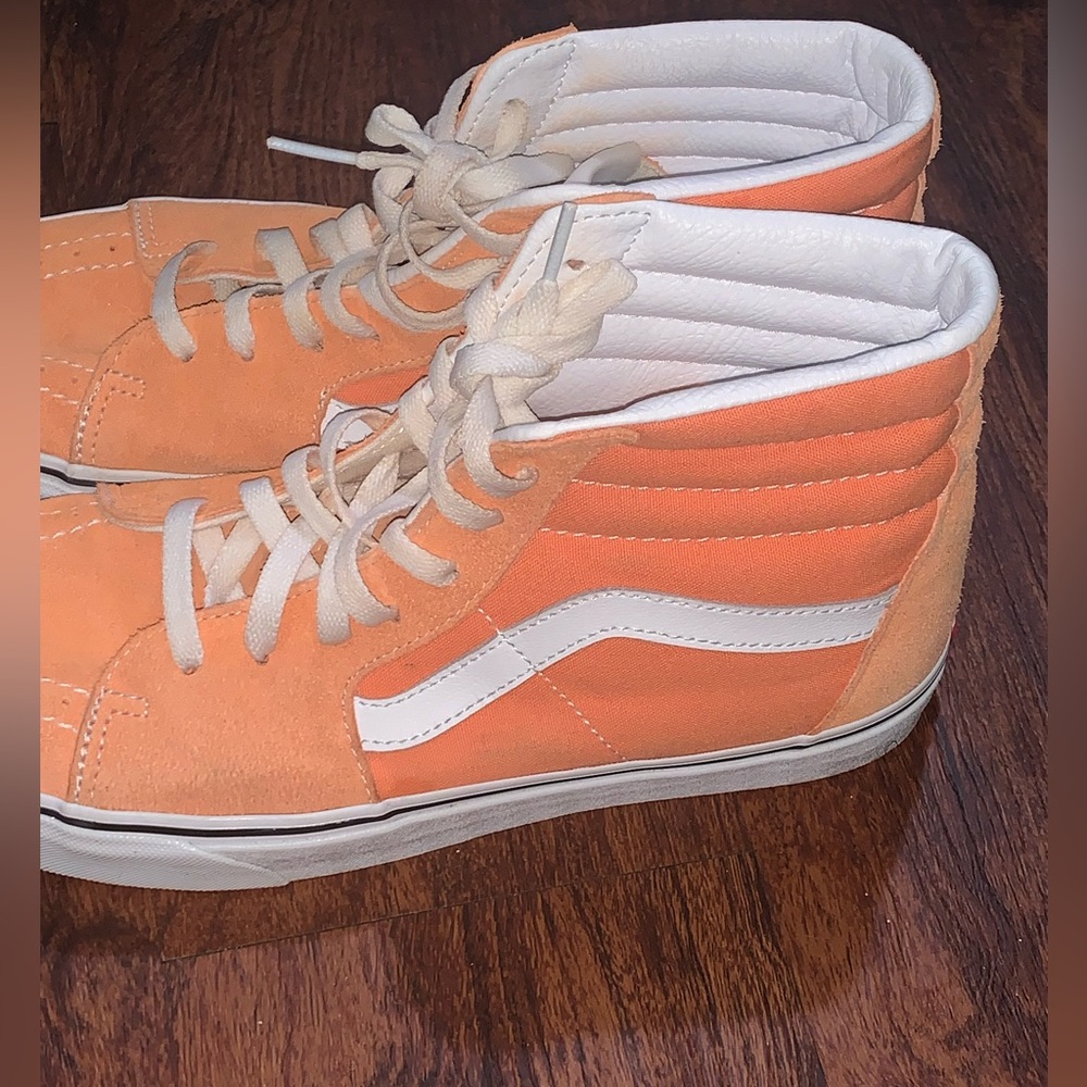 Vans - Picture 5 of 13